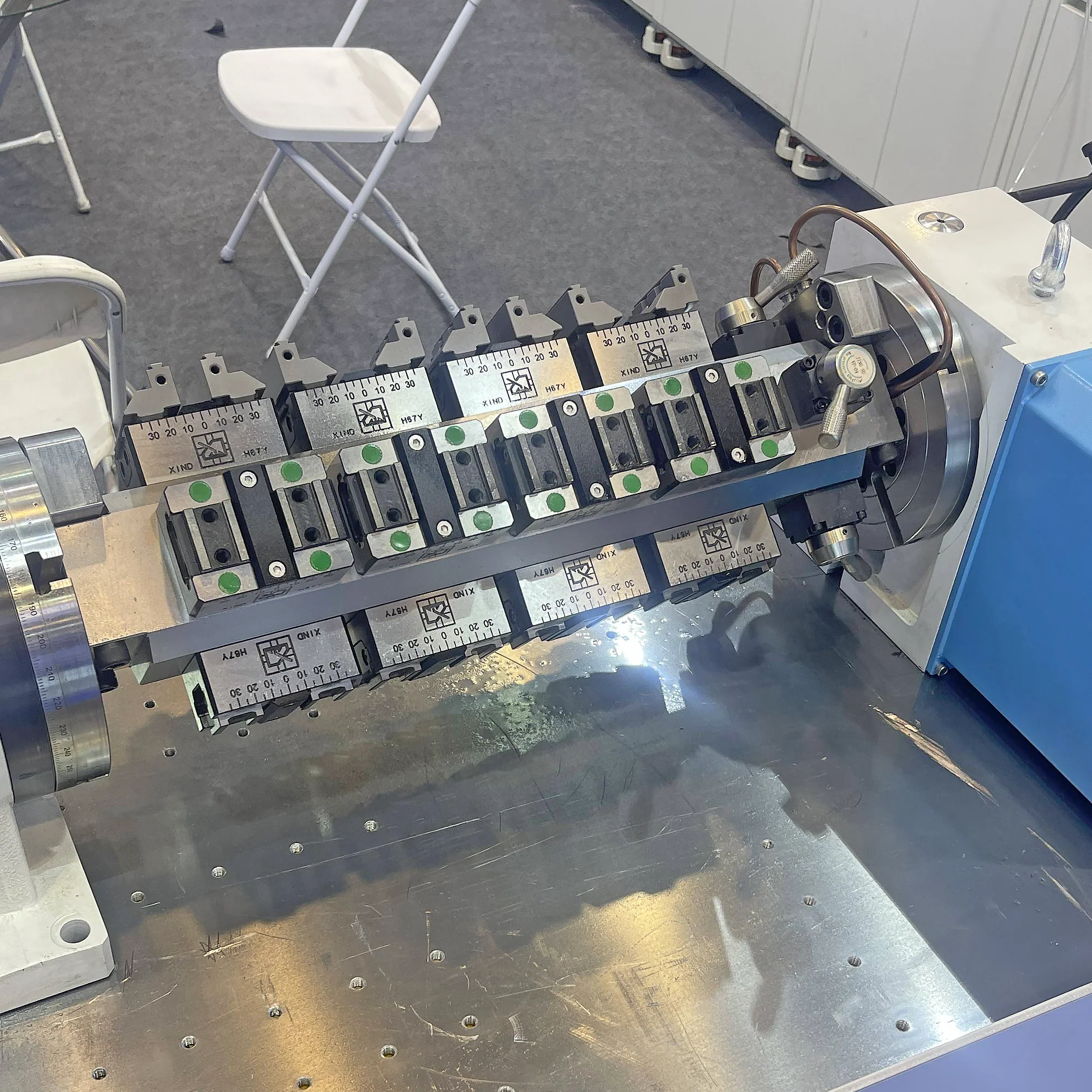 CNC 4-Axis Multi-Station Hydraulic Self-Centering Vise – H67Y-A16 - Image 2